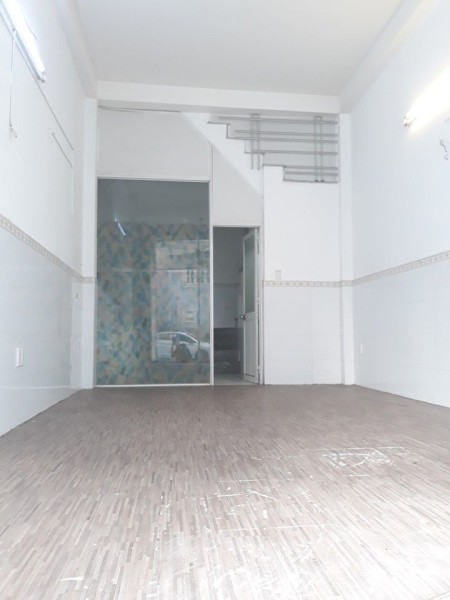 Cho thuê nhà MT Đặng Văn Sâm P.2, Tân Bình. 2 phòng ngủ, 2wc, 38m2