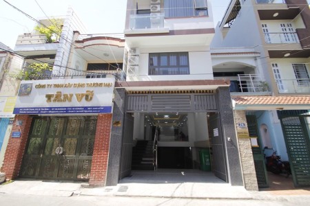 Cho thuê mặt bằng ngay 76 Đất Thánh, P6, Quận Tân Bình. Giá chỉ với 15.000.000đ/ tháng