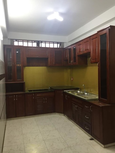 Cho thuê nhà hẻm xe hơi đường Tăng Bạt Hổ, phường 11, quận Bình Thạnh.