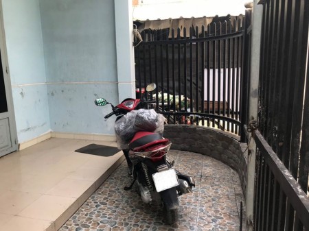 Cho thuê nhà 1 trệt 1 lầu mới - Hẻm Đường số 5 (Lò Lu) , phường Trường Thạnh, Q9. Giá: 5.500.000/ tháng