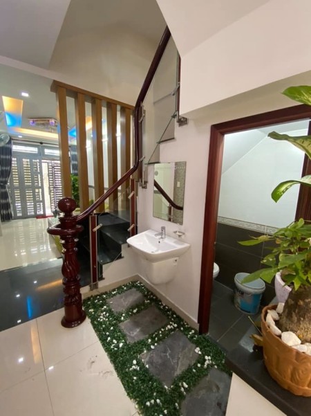 Cho thuê nhà Đường Số 51, Phường 14, Gò Vấp. Full nội thất. Giá thuê 13tr/tháng, 48m2, ,