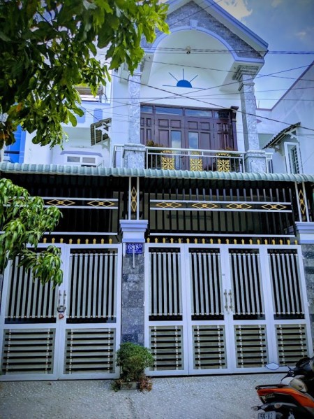 Cho thuê nhà nguyên căn tại 68/8D đường Ấp 4, Xuân Thơi Thượng. Hocmon. Giá: 6tr/ tháng, 80m2, 3 phòng ngủ,