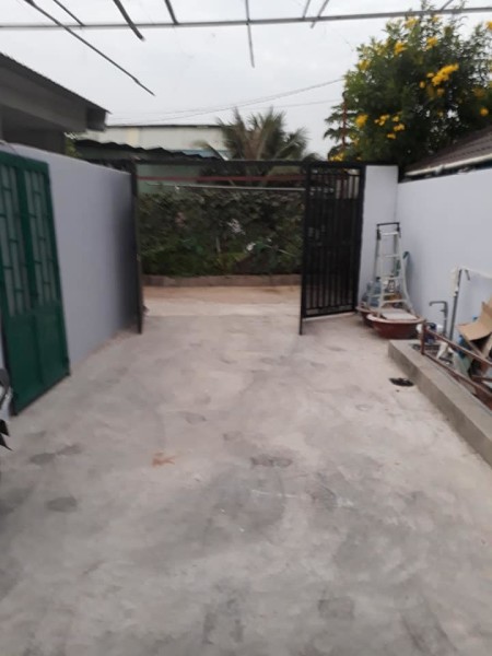 Cần cho thuê nhà nguyên căn, đường Nguyễn Duy Trinh, phường Bình Trưng Tây, quận 2. Giá hữu nghị 7 triệu/1 tháng.