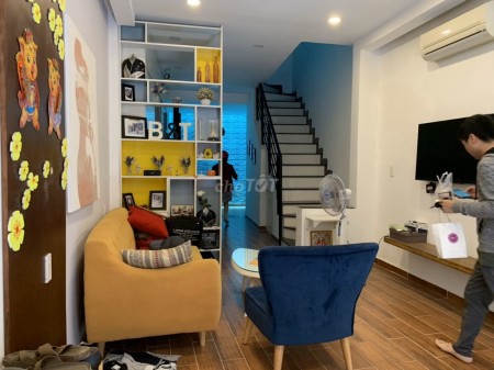 Chủ có căn nhà rộng 88m2, cần cho thuê giá 11 triệu/tháng, hẻm 57 Trần Đình Xu