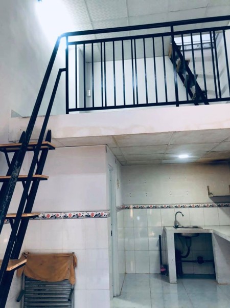 Cho thuê nhà nguyên căn. Địa chỉ: 27/4 Phạm Hùng P9 Quận 8. Giá thuê: 5tr5 / tháng