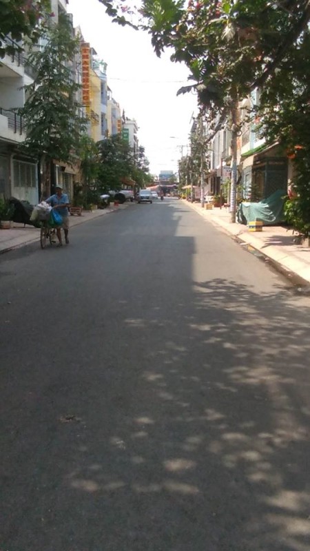 CHO THUÊ NHÀ 3 LẦU 3 PHÒNG MẶT TIỀN HXH NGAY TRUNG TÂM Q1 - CHỈ 16 TRIỆU/THÁNG