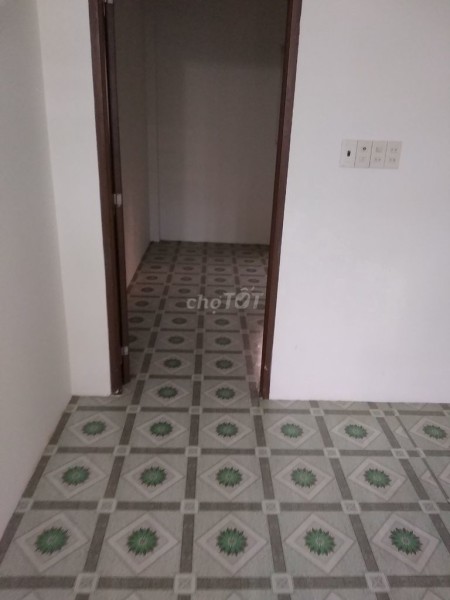 Có nhà đường Nguyễn Quý Yêm, Bình Tân, 1 trệt, 1 lầu, dtsd 160m2, giá 12 triệu/tháng