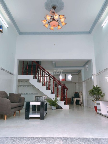 Cho thuê nhà nguyên căn 5PN, đường Đông Bắc, Tân Chánh Hiệp, Quận 12, 40m2, giá 8.5 triệu/tháng