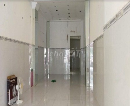 Nhà nguyên căn số 338 Cách Mạng Tháng Tám, Quận 3 cần cho thuê giá 48 triệu/tháng