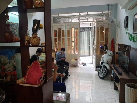 Cho thuê nhà hẻm Tự Lập, Quận Tân Bình rộng 140m2, 5 tầng, giá 18 triệu/tháng