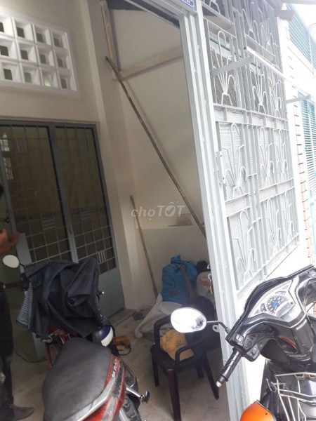 Có nhà 879 Nguyễn Thái Sơn, Gò Vấp cần cho thuê giá 9.5 triệu/tháng, dtsd 35m2