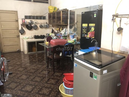 Chủ cho thuê nguyên căn rộng 72m2, giá 10 triệu/tháng. Hẻm Phạm Hùng, Quận 8