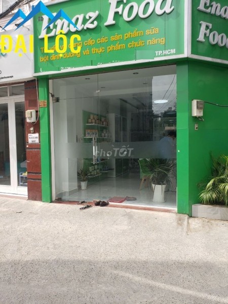 Trống nhà đường Trương Công Định, Quận Tân Bình cần cho thuê giá 25 triệu/tháng, dtsd 130m2