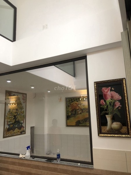 Cho thuê nhà Quận Bình Thạnh, dtsd 120m2, giá 13 triệu/tháng, 3 tầng, LHCC 0832539562