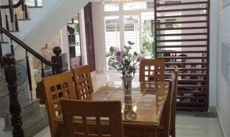 Hẻm Lý Chính Thắng, Quận 3 có nhà nguyên căn cần cho thuê giá 16 triệu/tháng, dtsd 60m2