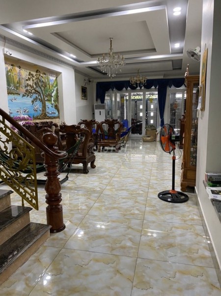 Nhà nguyên căn rộng 280m2 (7mx40m), 4 tầng 5 PN, giá 30 triệu/tháng. ĐC Nguyễn Văn Luông, Quận 6