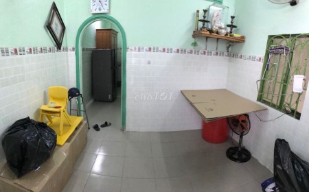 Cho thuê nhà rộng 84m2, 1 trệt, 1 lầu, có nội thất, Quận 2, giá 6 triệu/tháng, lh 0908888050