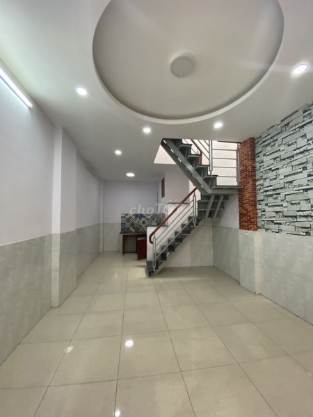 Nhà nguyên căn hẻm 250 đường số 8, Gò Vấp, chính chủ cho thuê giá 8 triệu/tháng, dtsd 48m2