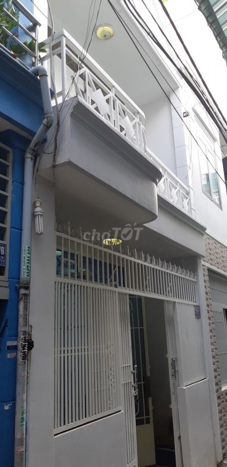 Có nhà nguyên căn cần cho thuê tại Phạm Văn Bạch. Giá chỉ 7 triệu/tháng