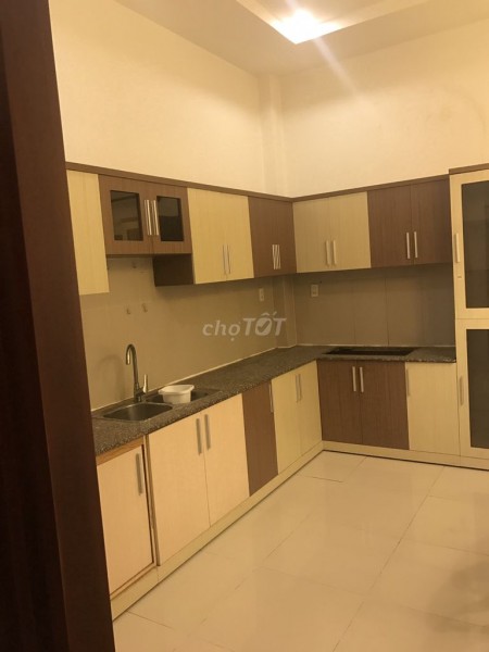 Đường Phú Mỹ, Quận Bình Thạnh có nhà nguyên căn rộng 74m2, 3 tầng, cần cho thuê giá 21 triệu/tháng