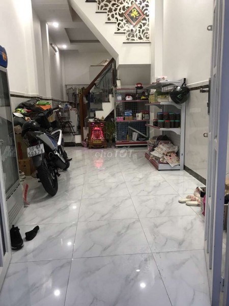 Cho thuê nhà đường Bùi Quang Là, Gò Vấp rộng 38.5m2, giá 7 triệu/tháng, 1 trệt, 1 lầu