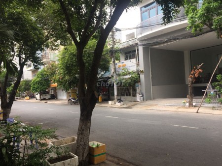 Ngay Đường số 85, phường Tân Quy, Quận 7 Có một căn nhà cần cho thuê với giá 20 triệu đầy đủ nội thất.