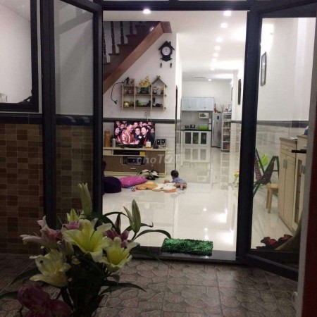 Hẻm an ninh 82 Đinh Bộ Lĩnh, Bình Thạnh rộng 90m2, giá 12 triệu/tháng, LHCC