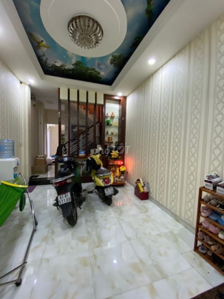 Cần cho thuê nhà rộng hẻm An Dương Vương, Quận 5 cần cho thuê giá 27 triệu/tháng