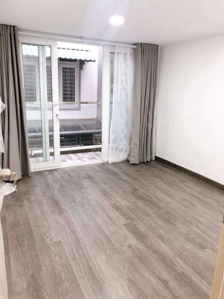 Cần cho thuê nhà nguyên căn rộng thoáng, nở hậu, giá 12 triệu/tháng, Nơ Trang Long, Bình Thạnh