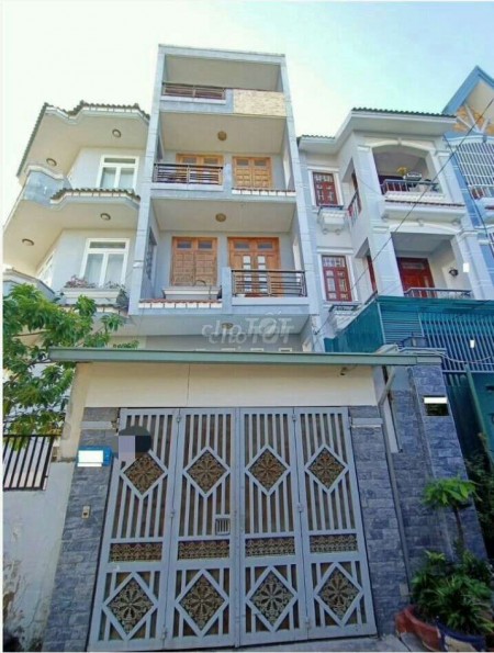 Nhà chính chủ cho thuê tại Linh Đông Thủ Đức. Có sân đậu xe ô tô. Nhà lớn Giá hữu nghị.