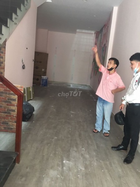 Mặt tiền số 29 Lê Văn Sỹ, Quận 3 cần cho thuê giá 18 triệu/tháng, dtsd 60m2, 3 tầng