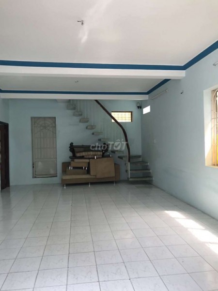 Hẻm xe hơi Nguyễn Thái Sơn, Quận Gò Vấp cần cho thêu giá 11 triệu/tháng, dtsd 130m2