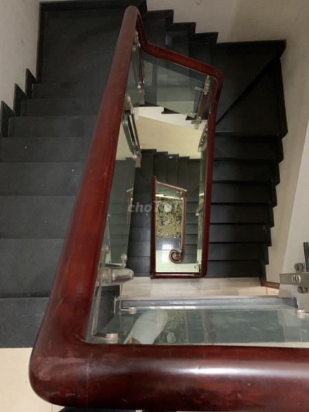 Chủ cho thuê nguyên căn rộng 86m2, 1 trệt, 1 lầu, giá 6.5 triệu/tháng. Đường số 11, Thủ Đức