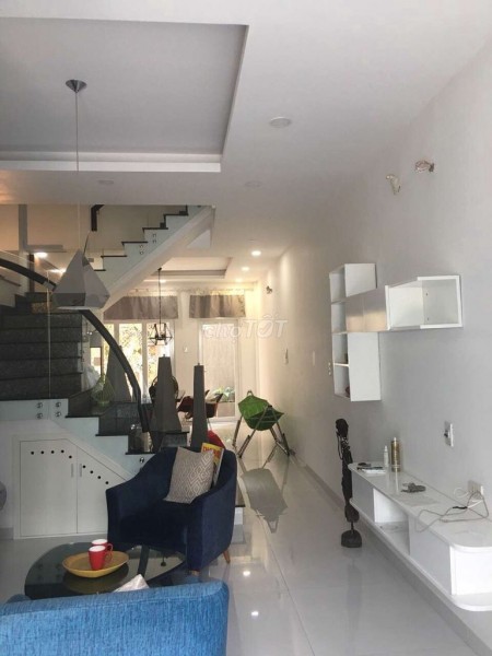 Cho thuê nhà hẻm 158/2 Đoàn Văn Bơ, Quận 4 rộng 84m2, giá 15 triệu/tháng, LHCC