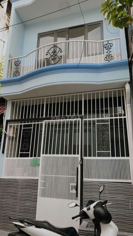 Nhà cho thuê tại khu phú thuận quận 7. Dt 80m2 có 3 pn, 3wc, giá thuê chỉ 12tr/tháng