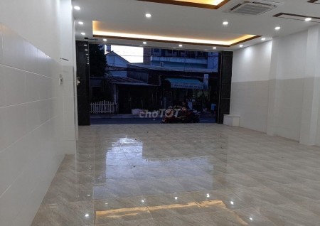 Chủ cho thuê nhà Quận 9 rộng 90m2, 5 tầng, mặt tiền đường, giá 30 triệu/tháng, lh 0932730248