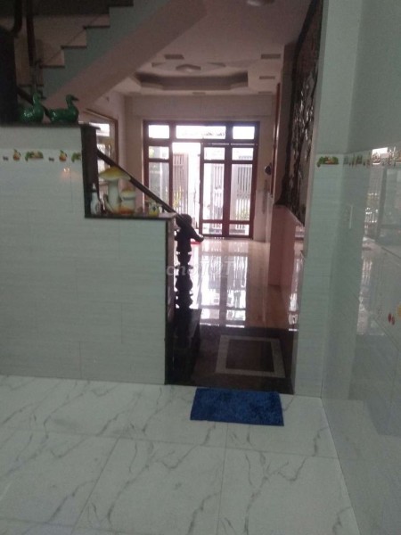 Mặt tiền nội bộ cần cho thuê nhà rộng 72m2, đường Tân Hương, Tân Phú, giá 12 triệu/tháng