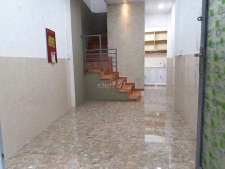 Có nhà hẻm Nguyễn Đình Chiểu, Quận 3 cần cho thuê giá 8.8 triệu/tháng, 2 tầng, dtsd 25m2