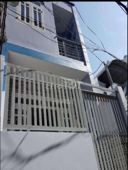 Nhà nguyên căn trong hẻm xe hơi giá thuê chỉ 8 triệu/tháng tại Quang Trung quận Gò Vấp.