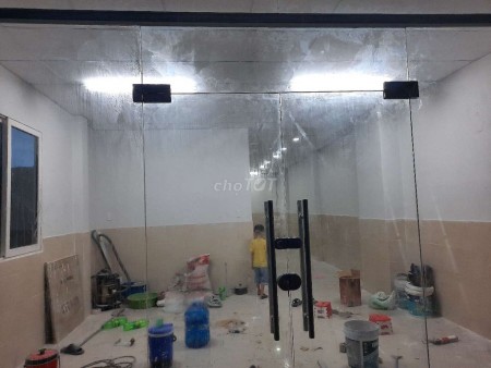 Nhà Võ Văn Hát, Quận 9 cần cho thuê giá 11 triệu/tháng, 6 PN, chưa nội thất, dtsd 120m2