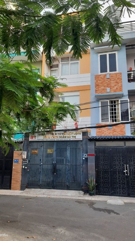 Nhà đẹp đang cho thuê tại đường D1 Bình Thạnh ngay khu sầm uất quận. Giá thuê chỉ 22 triệu.