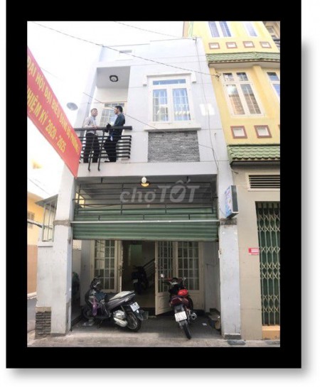 Nhà cho thuê tình trạng mới sơn sửa lại rất mới. Cho thuê 12,5 triệu cọc 1 tháng hđ 2 năm không lên giá.