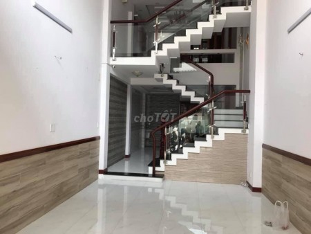 Hẻm Dương Quảng Hàm, Gò Vấp, cần cho thuê giá 20 triệu/tháng, dtsd 64m2, 5 PN