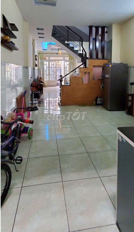 Cho thuê nhà Cầu Xéo, Quận Tân Phú, dtsd 68m2 (4mx17), giá 12 triệu/tháng, LHCC