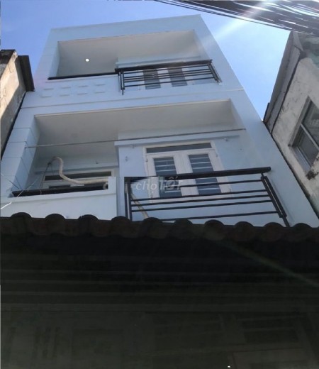 Nhà đẹp cho thuê nguyên căn hẻm 769 Phạm Thế Hiển P4 Q8. Có 4 Phòng ngủ và 3 wc