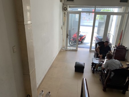 Chủ cần cho thuê nguyên căn rộng 100m2, giá 40 triệu/tháng. ĐC Huỳnh Khương Ninh, Quận 1