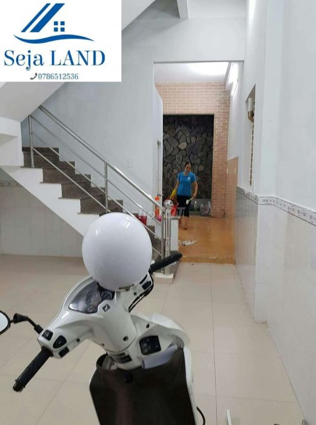 Cho Thuê Nhà Mới Hẻm Thông Ra Vườn Lài Hẻm Xe Tải Lưu Thông. Giá thuê 10.000.000đ/tháng