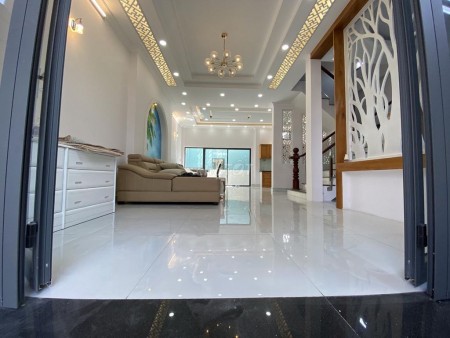 Cho thuê nhà số 273 Nguyễn Văn Đậu, Quận Bình Thạnh, dtsd 100m2, giá 15 triệu/tháng