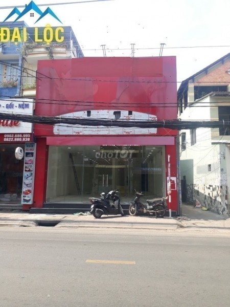 Trống nhà đường Tân Sơn Nhì, Quận Tân Phú cần cho thuê giá 26 triệu/tháng, dtsd 26 triệu/tháng