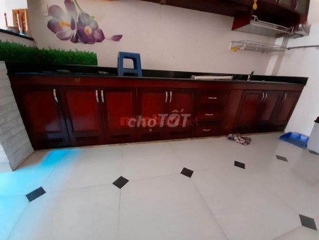 Cho thuê nhà 1 trệt, 3 lầu, dtsd 40m2, còn mới hẻm 564 Điện Biên Phủ, Quận 3, giá 9 triệu/tháng